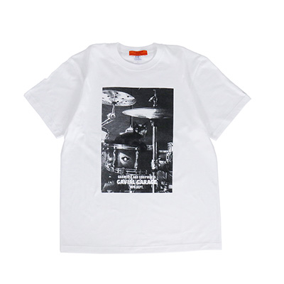 GVL-GG-77 SS TEE ON THE DRUMS WHITE