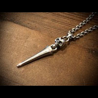 JANGO JNT-18B SMALL SKULL LANCE NECKTOP